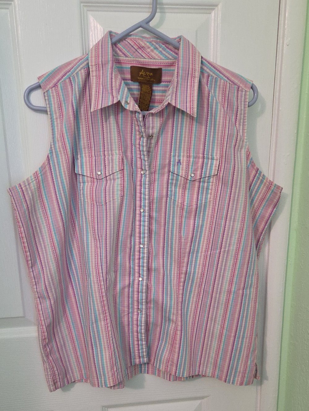 Wrangler Women's Sleeveless Shirt XL Pearl snaps Stripes